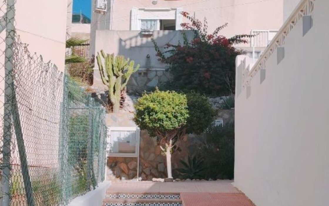 Апартаменты в San Miguel de Salinas 38 кв.м с террасой