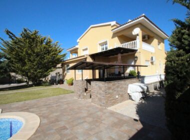 Вилла 5 спален в Кабо Роиг у моря с бассейном 440 кв.м