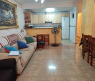 Апартаменты в Торревьехе 107 кв.м у моря с террасой