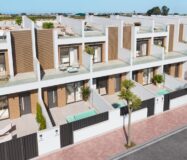 Новий будинок на продажу в Сан-Педро-дель-Пінатар з басейном