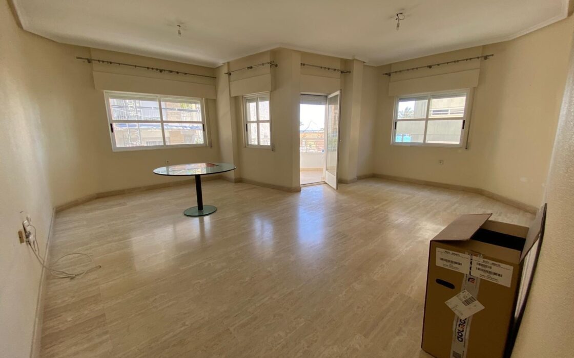 Апартаменты в Торревьехе 142 кв.м с видом на море