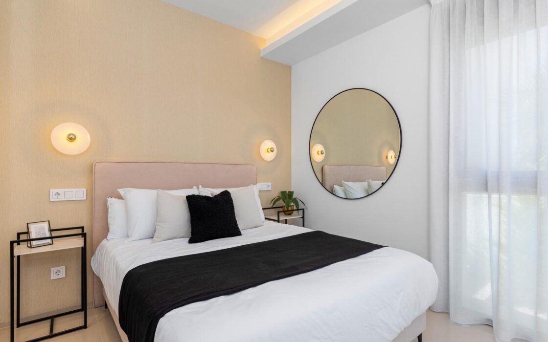 Вілла в Лос-Алькасаресі 167 кв.м біля моря з солярієм