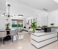 Вілла в Лос-Алькасаресі 167 кв.м біля моря з солярієм