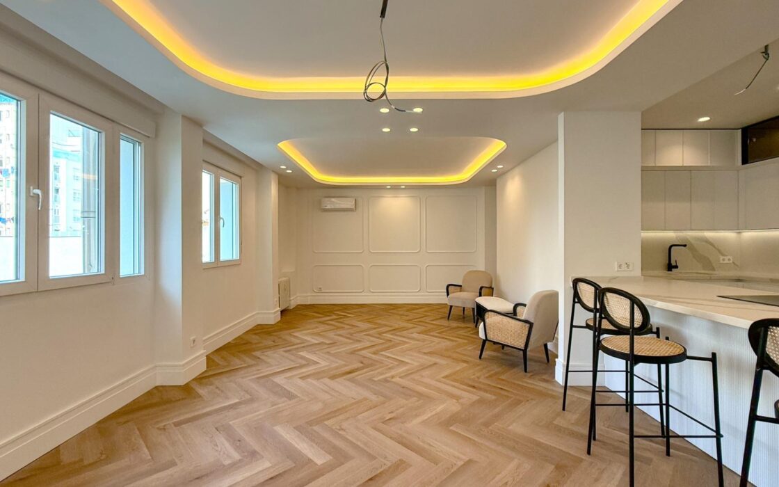 Апартаменты 137 кв.м в Мадриде с 4 комнатами и лифтом