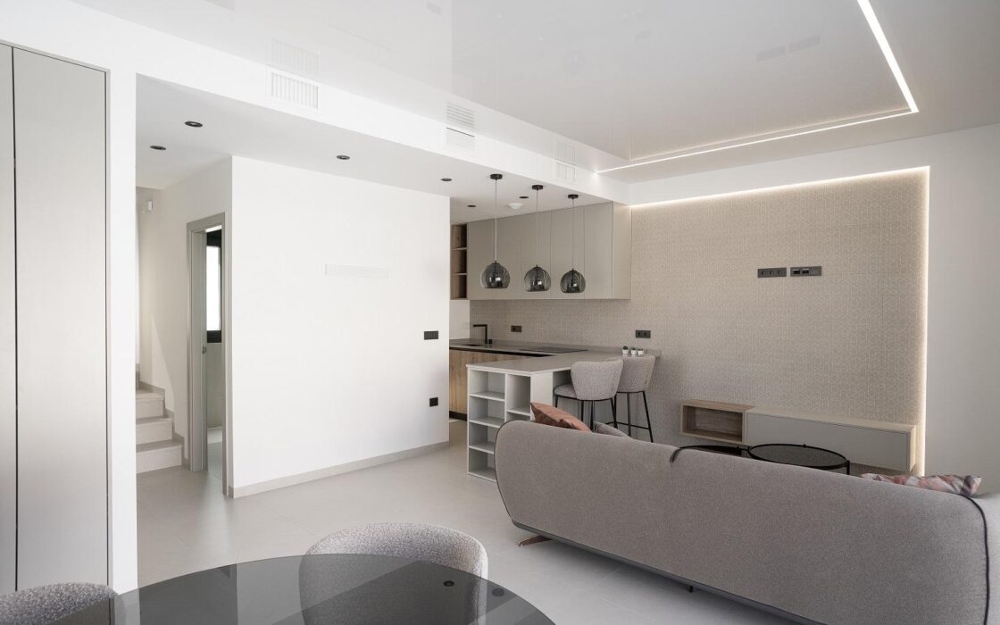 Дом 167 кв.м в Ориуэла Коста, 3 спальни, новый 2023 года