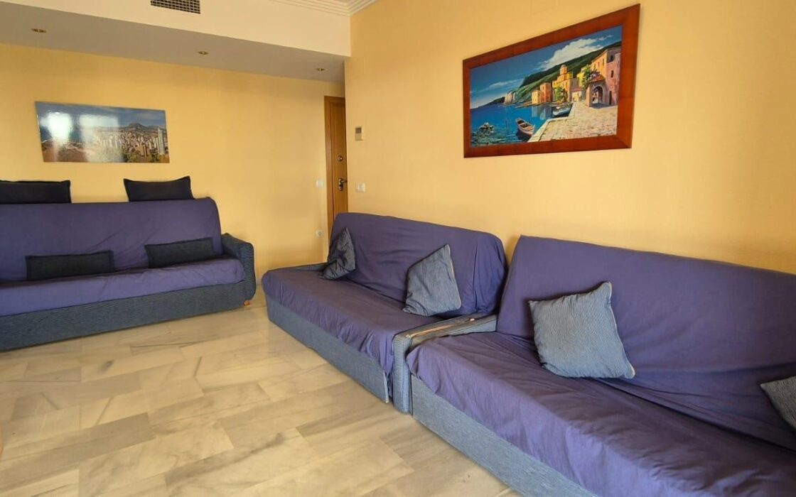 Квартира с панорамным видом в Бенидорме 68 кв.м с террасой