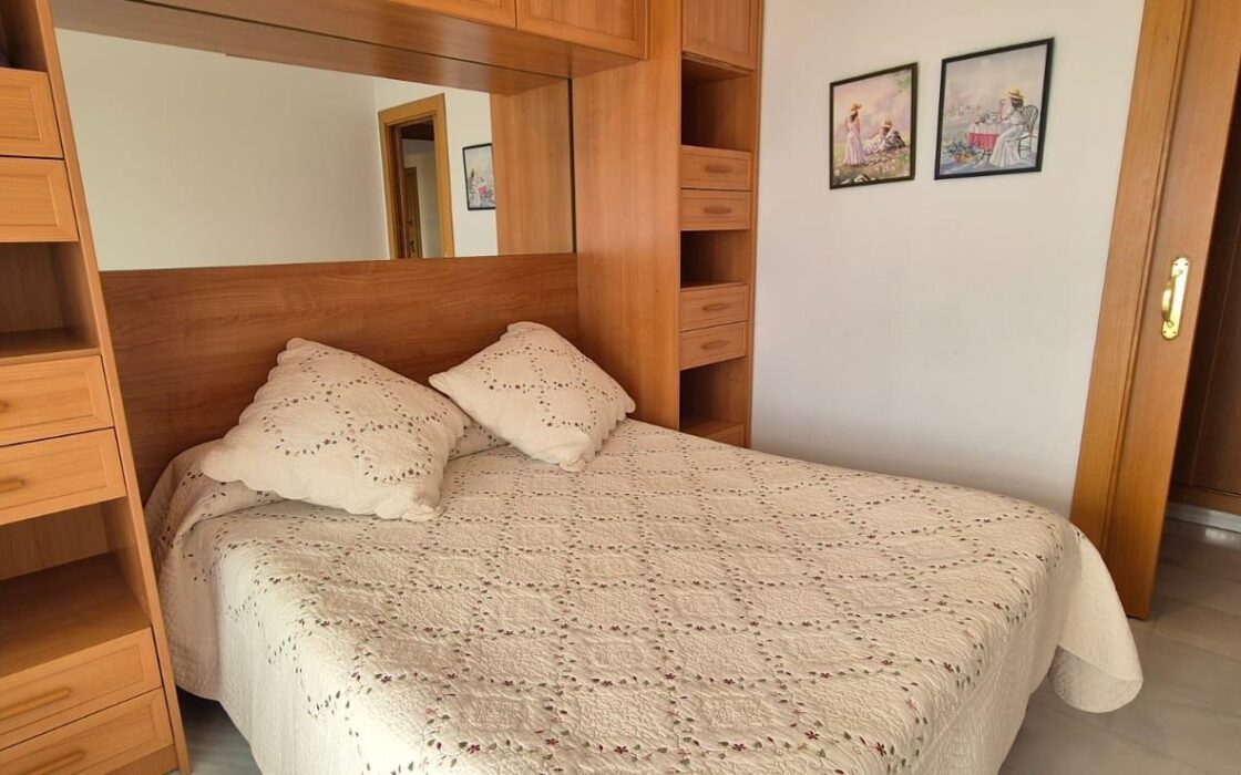 Квартира с панорамным видом в Бенидорме 68 кв.м с террасой