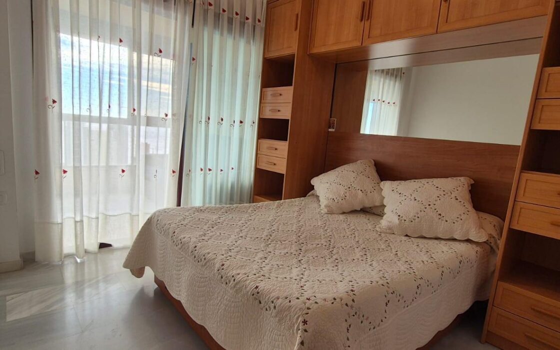 Квартира с панорамным видом в Бенидорме 68 кв.м с террасой