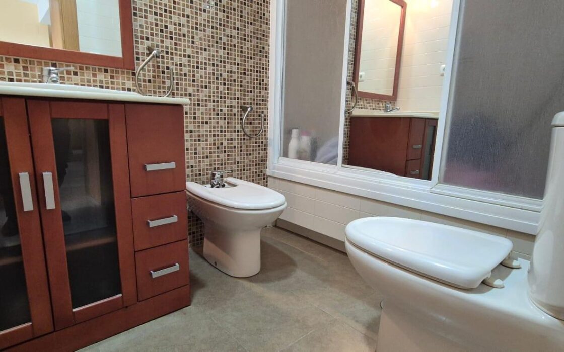 Квартира с панорамным видом в Бенидорме 68 кв.м с террасой