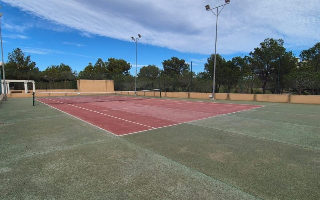 Квартира с панорамным видом в Бенидорме 68 кв.м с террасой