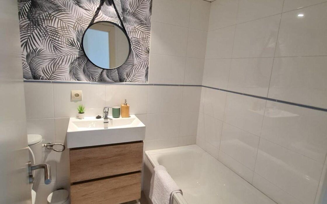 Апартаменты в Ориуэла Коста с террасой 85 кв.м 3 комнаты