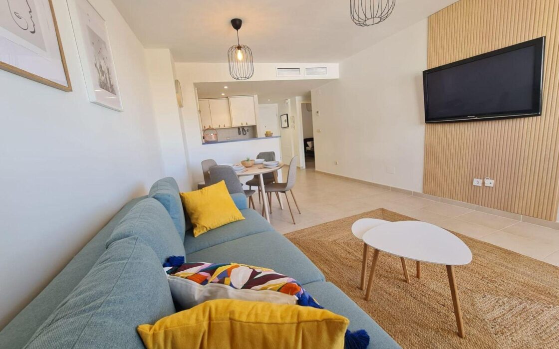 Апартаменты в Ориуэла Коста с террасой 85 кв.м 3 комнаты