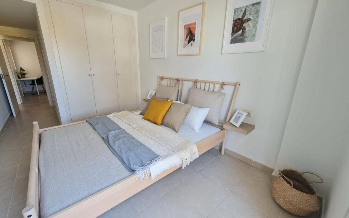 Апартаменты в Ориуэла Коста с террасой 85 кв.м 3 комнаты