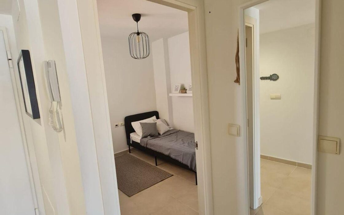 Апартаменты в Ориуэла Коста с террасой 85 кв.м 3 комнаты