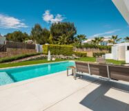 Вилла в San Miguel de Salinas з терасою та басейном 273 кв.м.