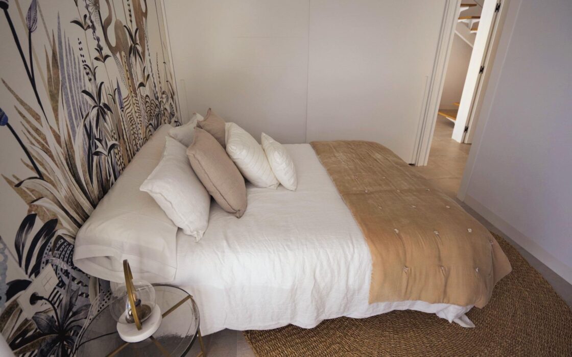 Вилла с 3 спальнями и бассейном в Ориуэла Коста 320 кв.м