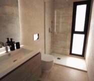 Вилла с 3 спальнями и бассейном в Ориуэла Коста 320 кв.м