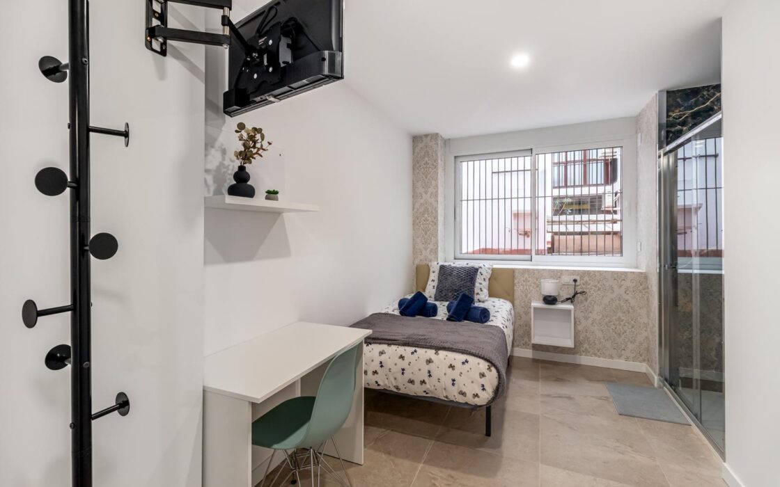 Просторна квартира в центрі Аліканте 154 кв.м з 6 спальнями