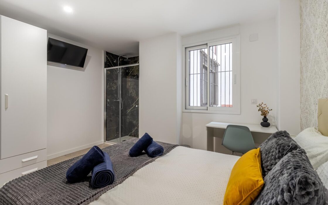 Просторна квартира в центрі Аліканте 154 кв.м з 6 спальнями