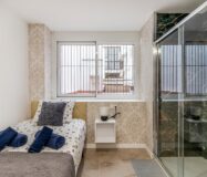 Просторна квартира в центрі Аліканте 154 кв.м з 6 спальнями