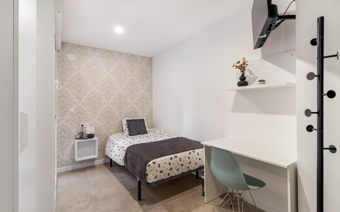 Просторна квартира в центрі Аліканте 154 кв.м з 6 спальнями