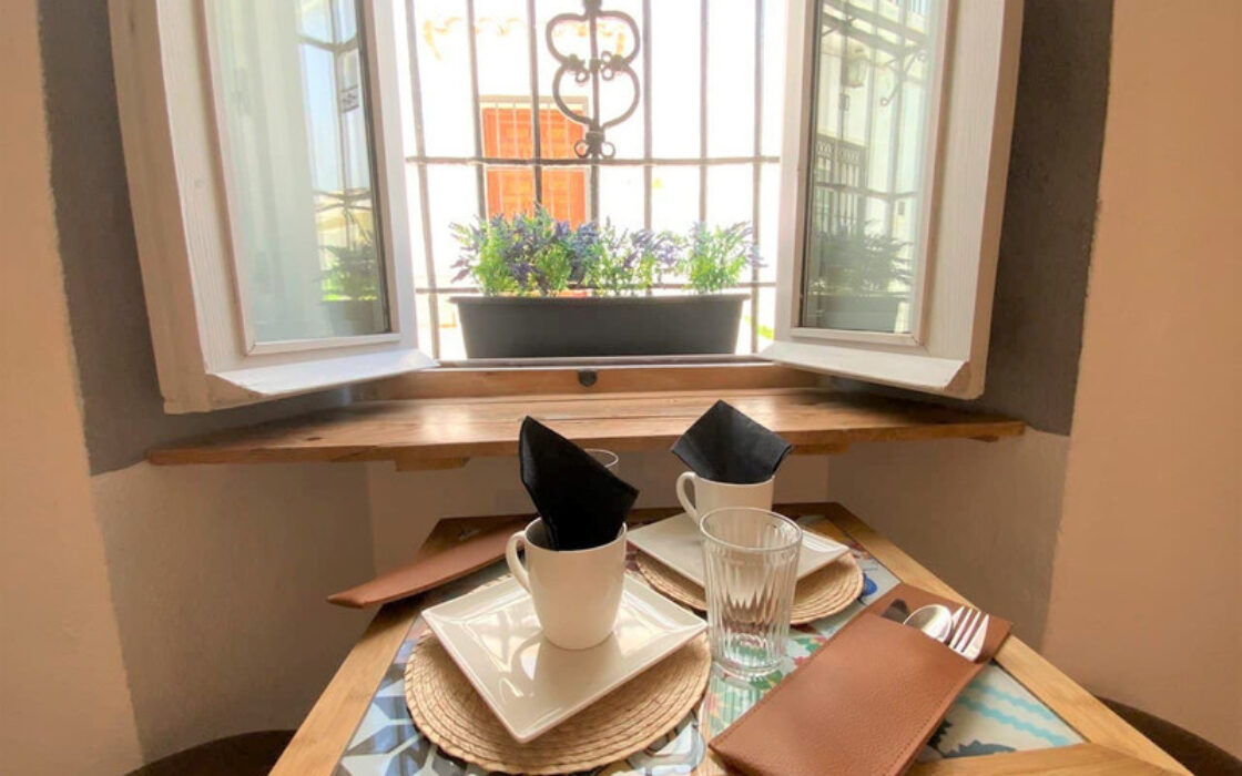 Вилла в Марбелье, 6 комнат, вид на море, с мебелью