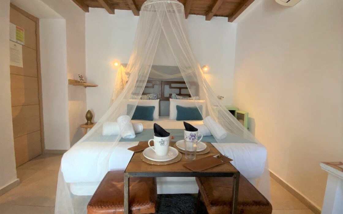 Вилла в Марбелье, 6 комнат, вид на море, с мебелью