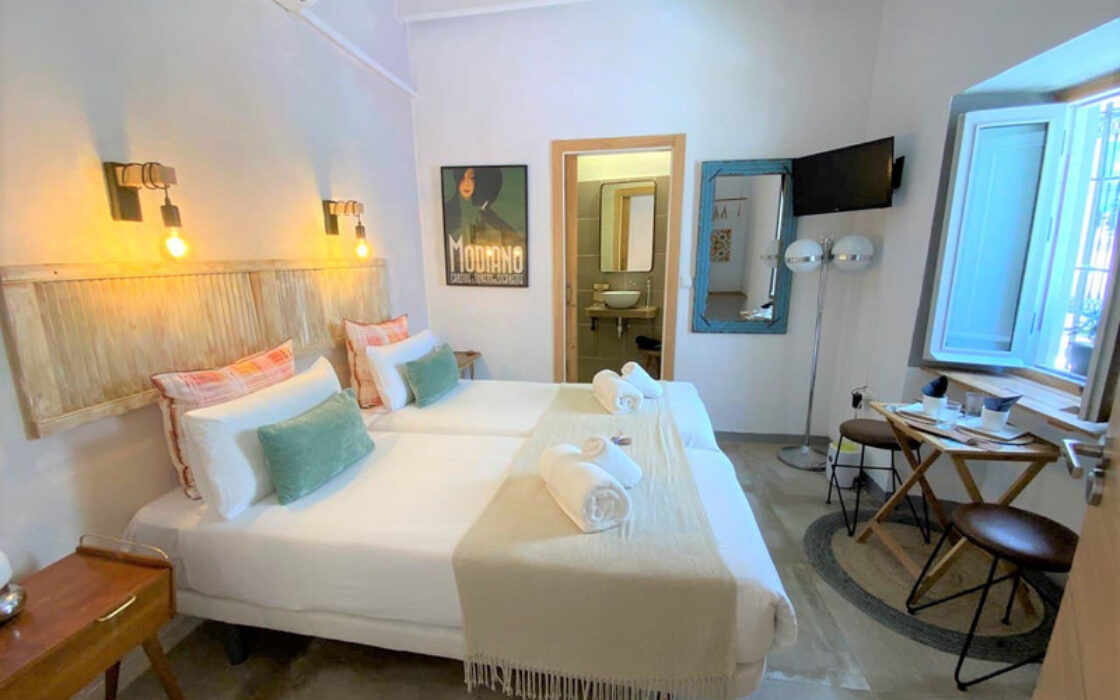 Вилла в Марбелье, 6 комнат, вид на море, с мебелью