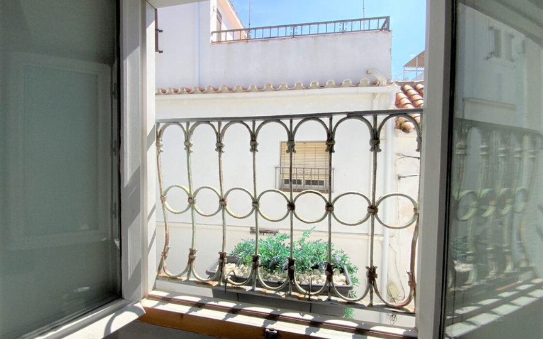 Вилла в Марбелье, 6 комнат, вид на море, с мебелью