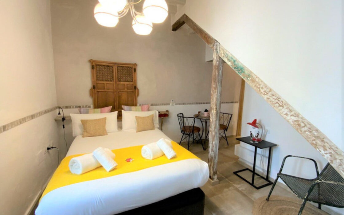 Вилла в Марбелье, 6 комнат, вид на море, с мебелью