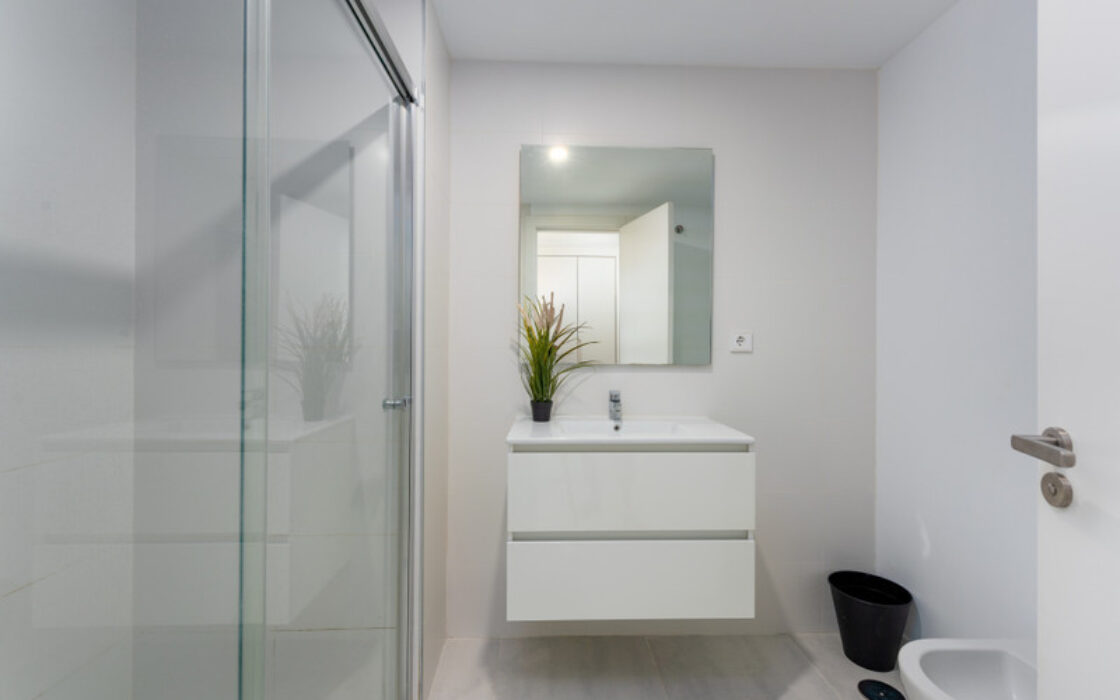 Квартира 93 кв.м с террасой в Эстепоне у моря