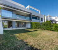 Квартира 93 кв.м с террасой в Эстепоне у моря