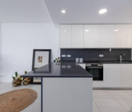 Квартира 93 кв.м с террасой в Эстепоне у моря