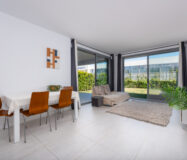 Квартира 93 кв.м с террасой в Эстепоне у моря