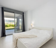 Квартира 93 кв.м с террасой в Эстепоне у моря