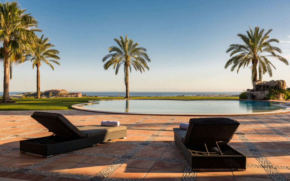 Розкішна тераса в Іспанії, 2000 кв.м на Коста-дель-Соль