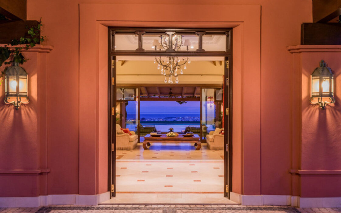 Розкішна тераса в Іспанії, 2000 кв.м на Коста-дель-Соль