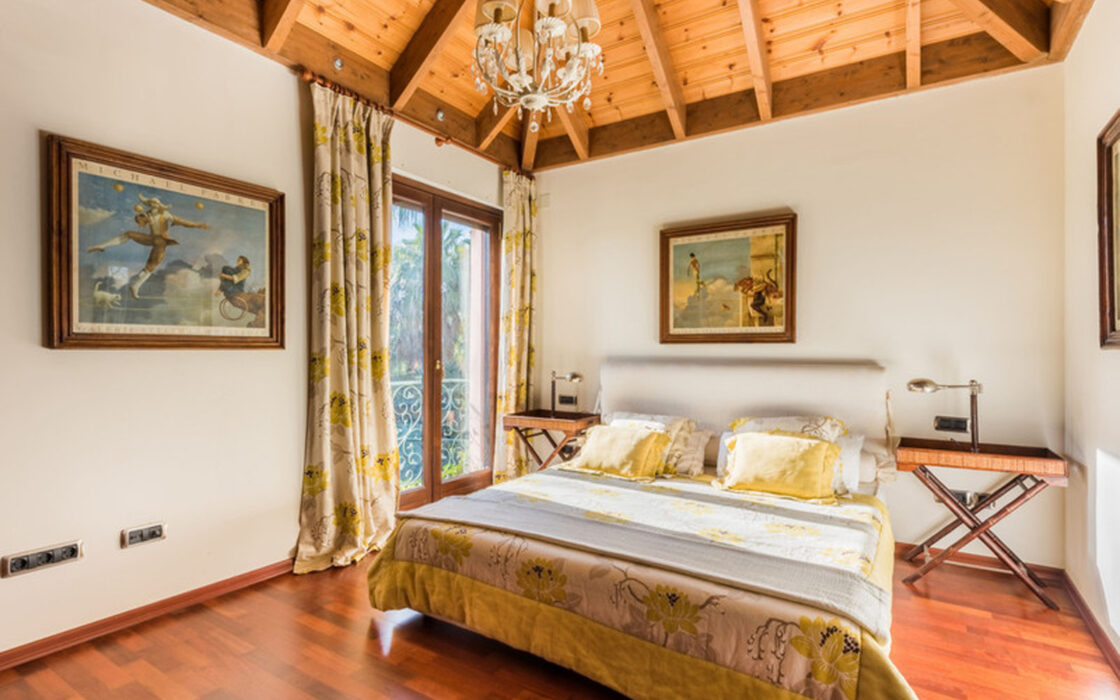 Розкішна тераса в Іспанії, 2000 кв.м на Коста-дель-Соль