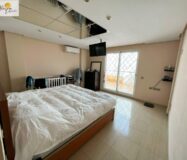 Вилла в Манисес с террасой и бассейном 460 кв.м