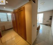 Вилла в Манисес с террасой и бассейном 460 кв.м