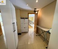 Вилла в Манисес с террасой и бассейном 460 кв.м