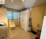 Вилла в Манисес с террасой и бассейном 460 кв.м