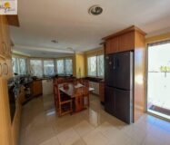 Вилла в Манисес с террасой и бассейном 460 кв.м