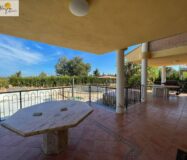 Вилла в Манисес с террасой и бассейном 460 кв.м