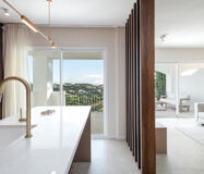 Апартаменты на среднем этаже в La Quinta, 155 кв.м, терраса