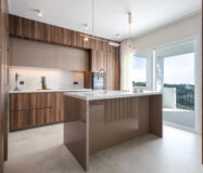 Апартаменты на среднем этаже в La Quinta, 155 кв.м, терраса