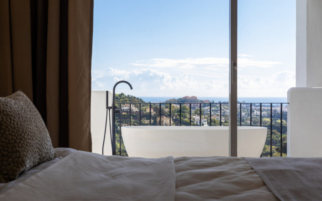 Апартаменты на среднем этаже в La Quinta, 155 кв.м, терраса