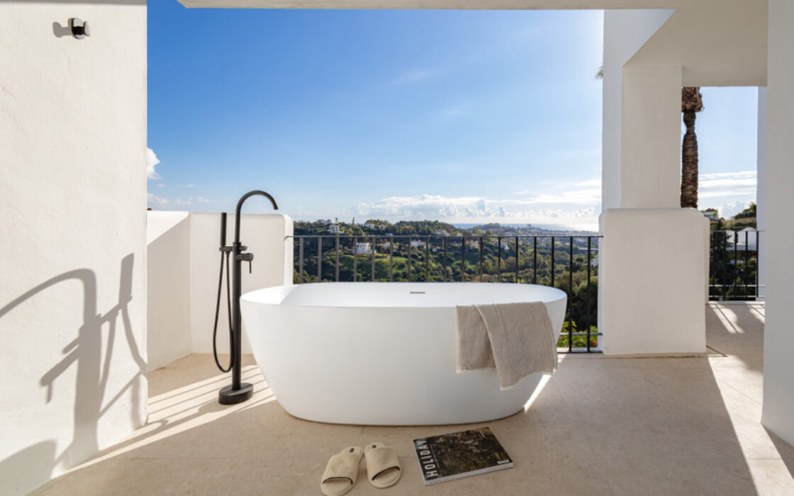 Апартаменты на среднем этаже в La Quinta, 155 кв.м, терраса