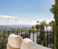 Апартаменты на среднем этаже в La Quinta, 155 кв.м, терраса