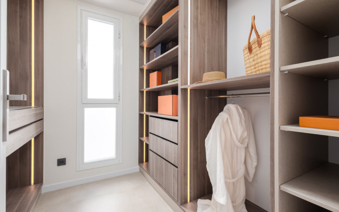 Апартаменты на среднем этаже в La Quinta, 155 кв.м, терраса